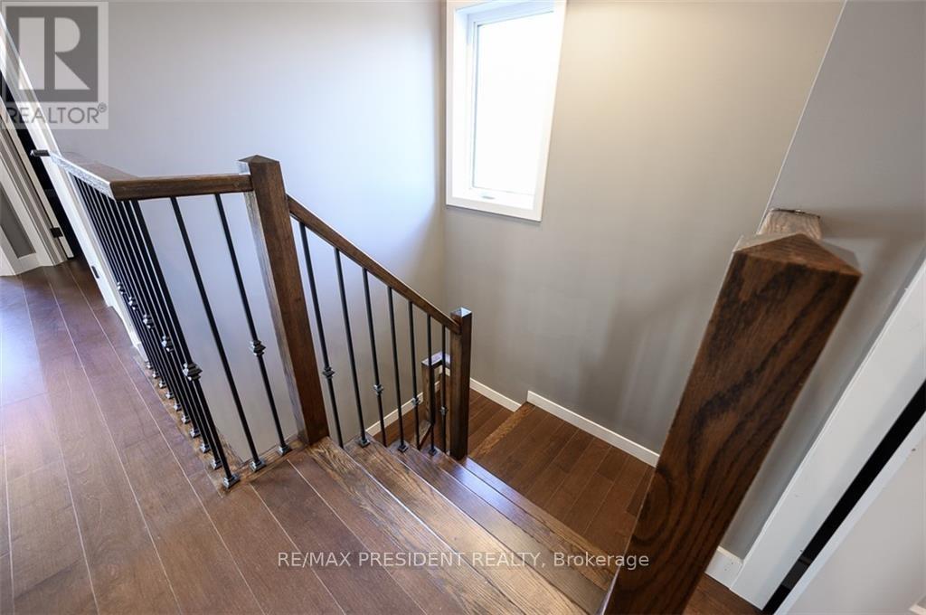 212 Weir Street N, Hamilton, Ontario  L8H 5G3 - Photo 17 - X12705344