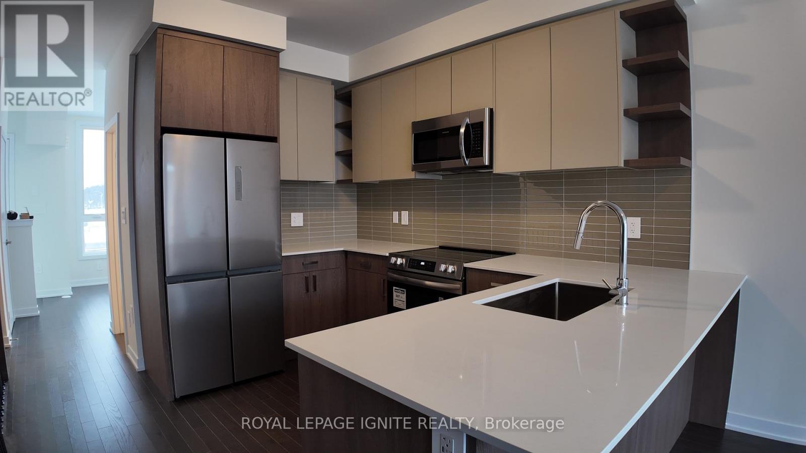 56 Green Gardens Boulevard, Toronto, Ontario  M6A 0E6 - Photo 7 - C12697518