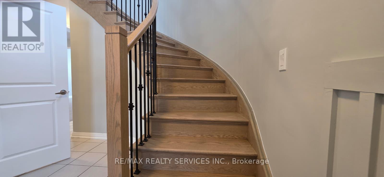 11 Revol Road, Penetanguishene, Ontario  L9M 0W8 - Photo 12 - S12654970