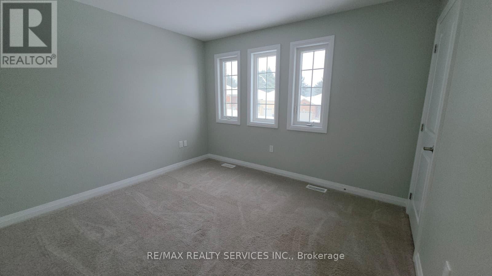 11 Revol Road, Penetanguishene, Ontario  L9M 0W8 - Photo 24 - S12654970