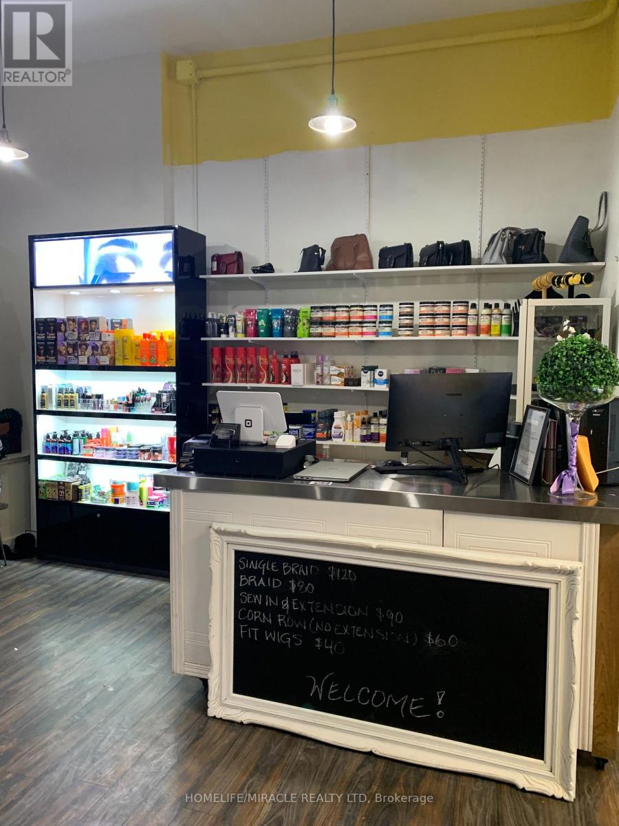 58 Carden Street, Guelph, Ontario  N1H 4E3 - Photo 5 - X12676516