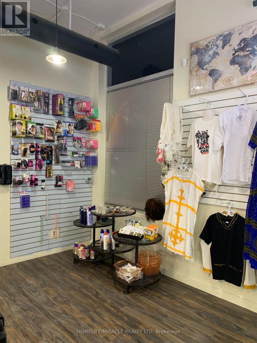 58 Carden Street, Guelph, Ontario  N1H 4E3 - Photo 6 - X12676516