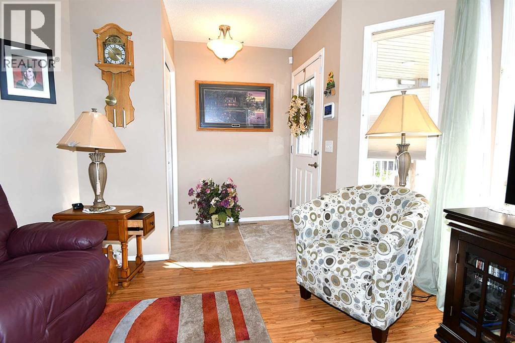 414 3 Avenue, Bassano, Alberta  T0J 0B0 - Photo 5 - A2265040