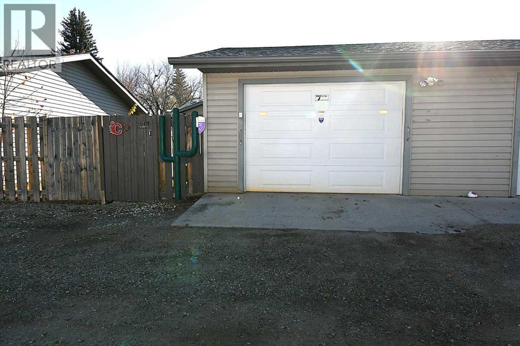 414 3 Avenue, Bassano, Alberta  T0J 0B0 - Photo 38 - A2265040