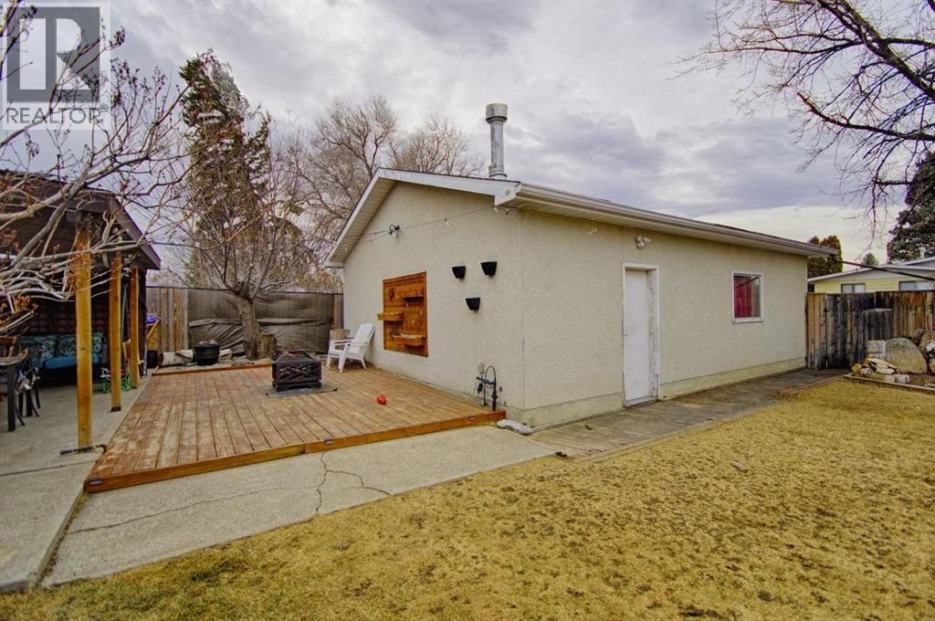 2418 20 Street N, Lethbridge, Alberta  T1H 4T8 - Photo 32 - A2279092