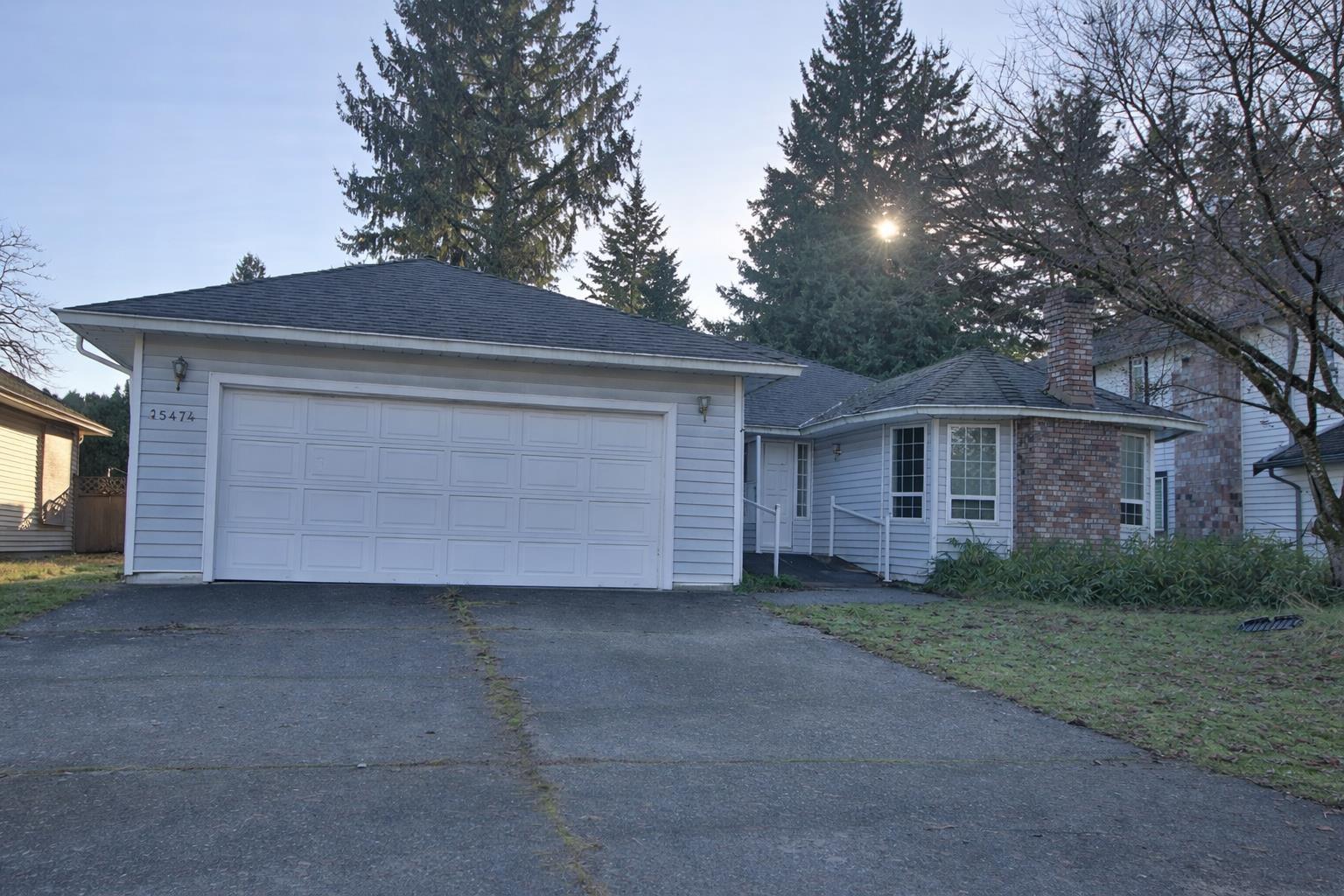 15474 92a Avenue, Surrey, British Columbia  V3R 9B1 - Photo 1 - R3080320