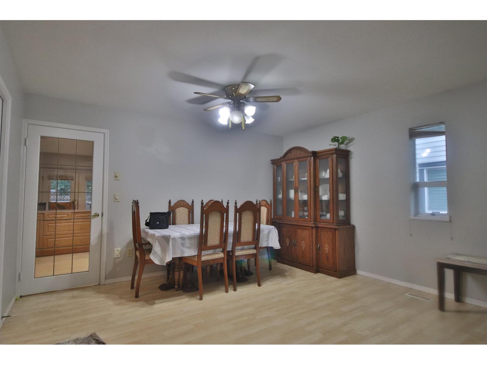 15474 92a Avenue, Surrey, British Columbia  V3R 9B1 - Photo 3 - R3080320