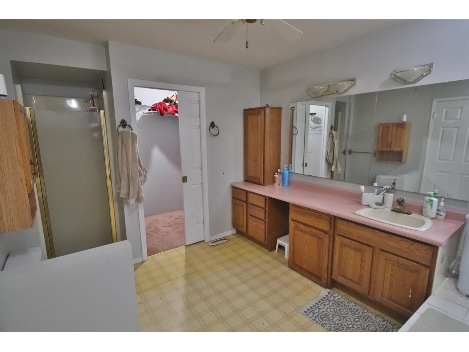 15474 92a Avenue, Surrey, British Columbia  V3R 9B1 - Photo 18 - R3080320