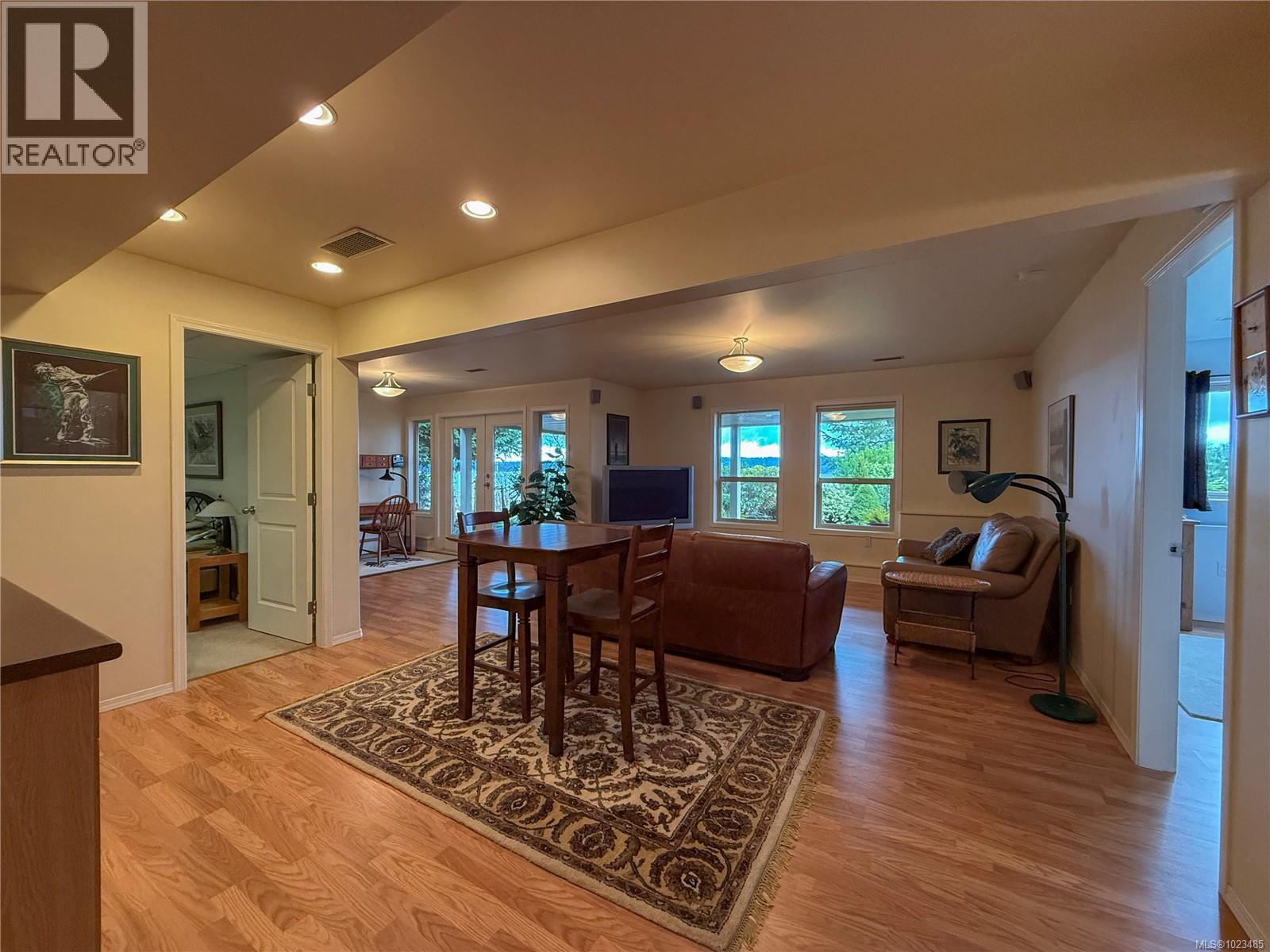 636 Island Hwy, Campbell River, British Columbia  V9W 2C3 - Photo 41 - 1023485