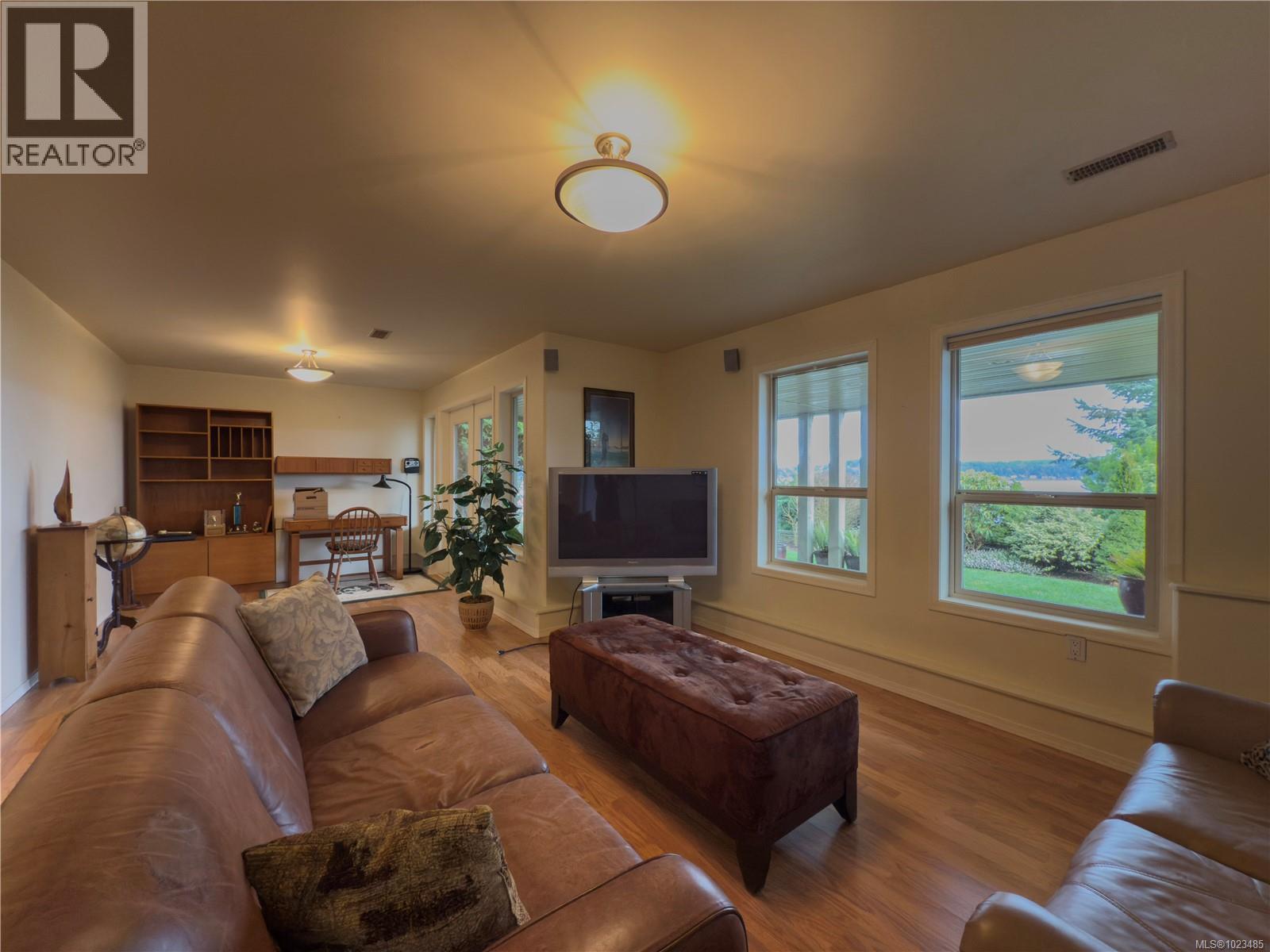 636 Island Hwy, Campbell River, British Columbia  V9W 2C3 - Photo 42 - 1023485