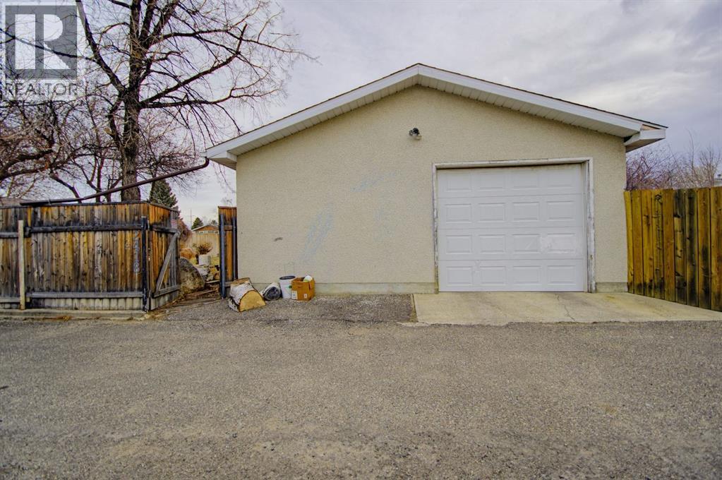 2418 20 Street N, Lethbridge, Alberta  T1H 4T8 - Photo 35 - A2279092