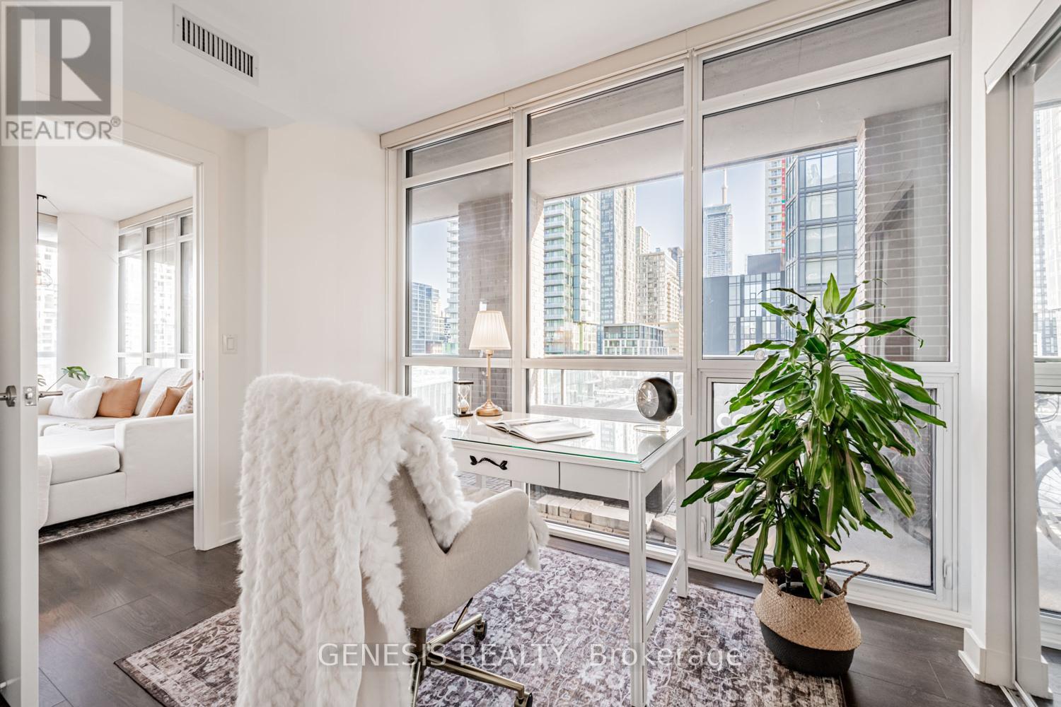 602 - 169 Fort York Boulevard, Toronto, Ontario  M5V 0C8 - Photo 8 - C12705392