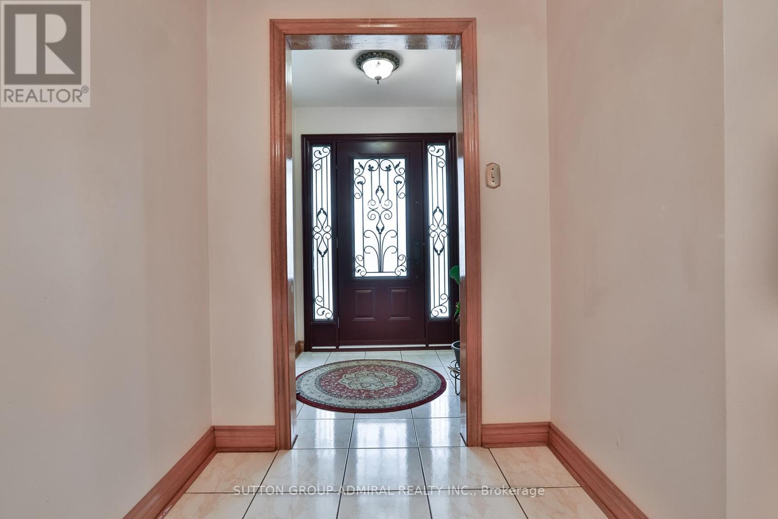 20 Manadon Drive, Toronto, Ontario  M2M 1W6 - Photo 3 - C12705426