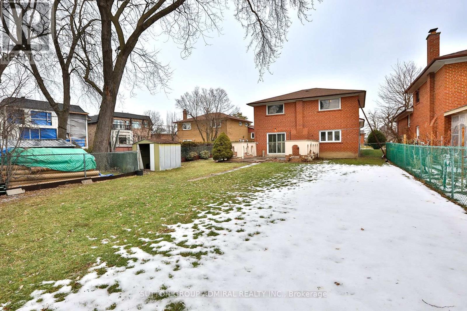 20 Manadon Drive, Toronto, Ontario  M2M 1W6 - Photo 37 - C12705426