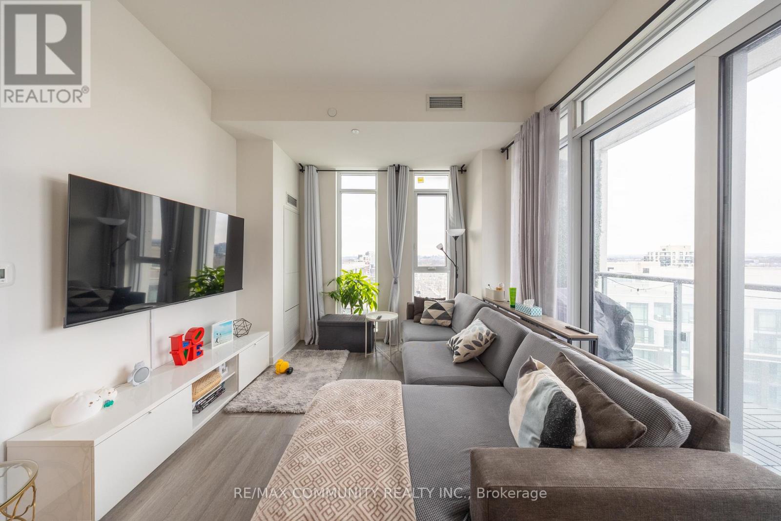 1427 - 8119 Birchmount Road, Markham, Ontario  L6G 0H6 - Photo 9 - N12705424