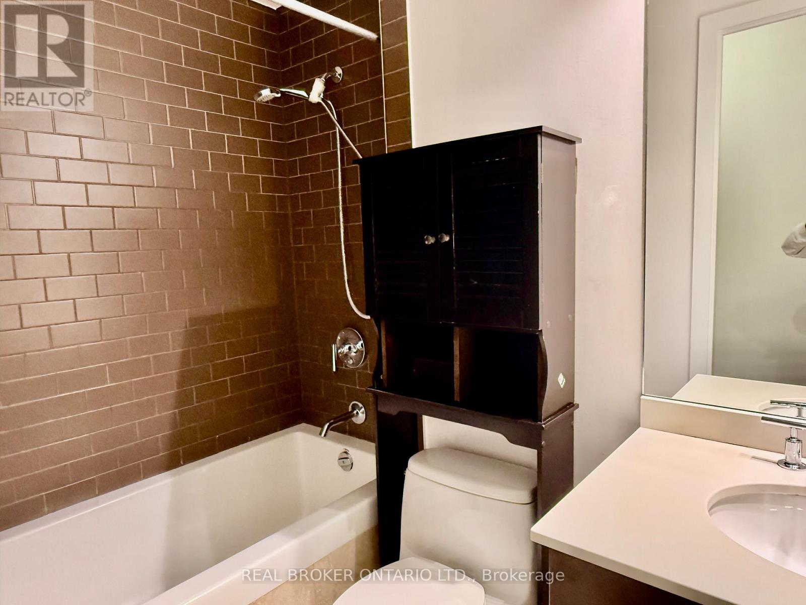 2810 - 33 Charles Street E, Toronto, Ontario  M4Y 1R9 - Photo 17 - C12569008