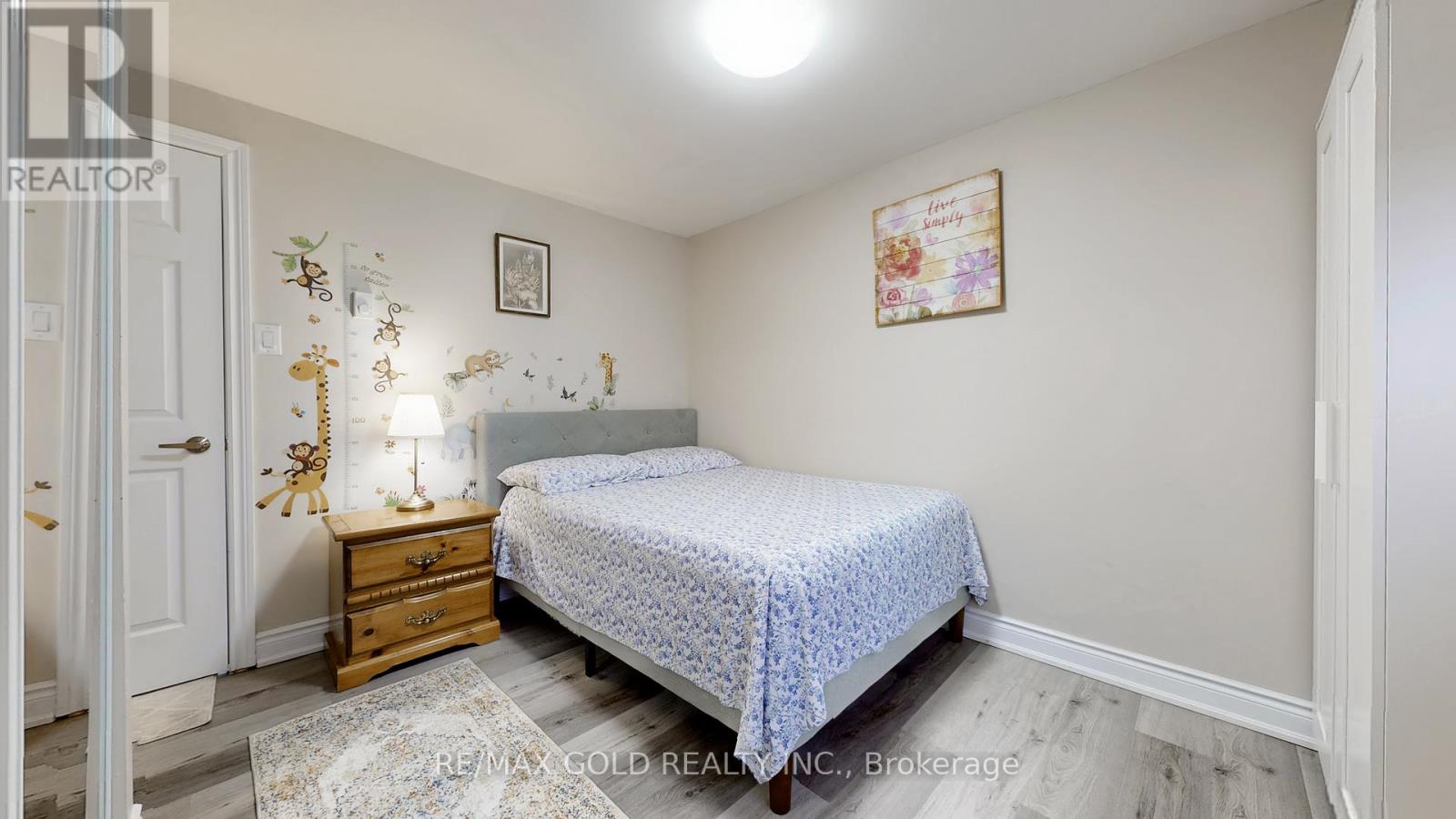 12 Glencastle Square, Brampton, Ontario  L6S 2H8 - Photo 26 - W12703906