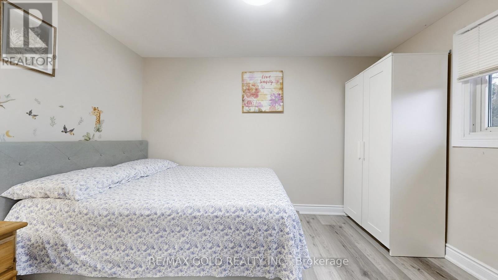 12 Glencastle Square, Brampton, Ontario  L6S 2H8 - Photo 28 - W12703906