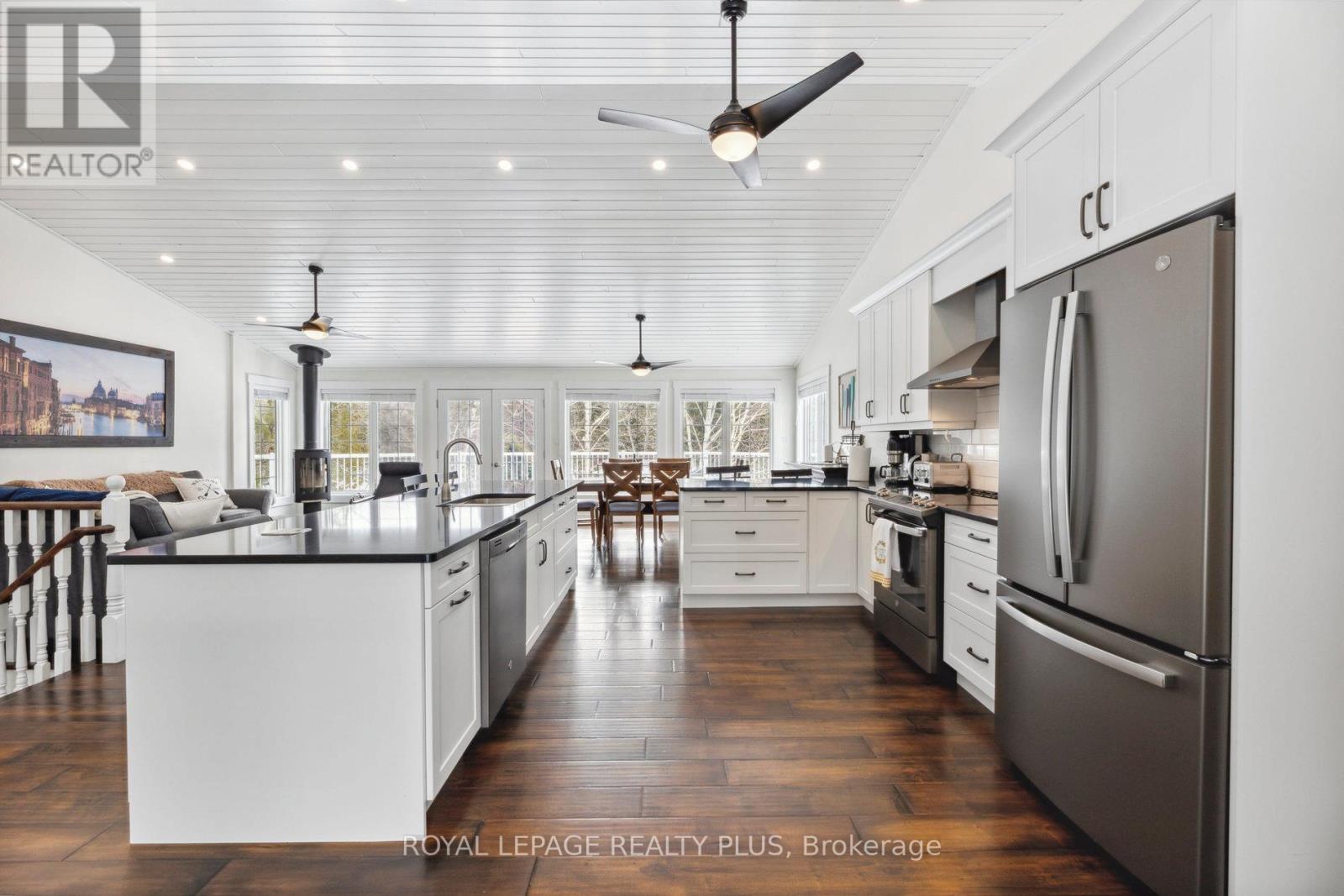 16 Black Bear Drive, Kawartha Lakes, Ontario  K0M 1N0 - Photo 1 - X12705266