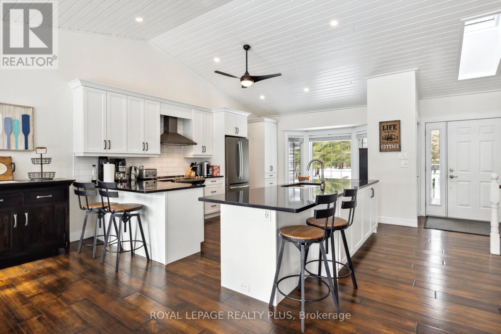 16 Black Bear Drive, Kawartha Lakes, Ontario  K0M 1N0 - Photo 6 - X12705266