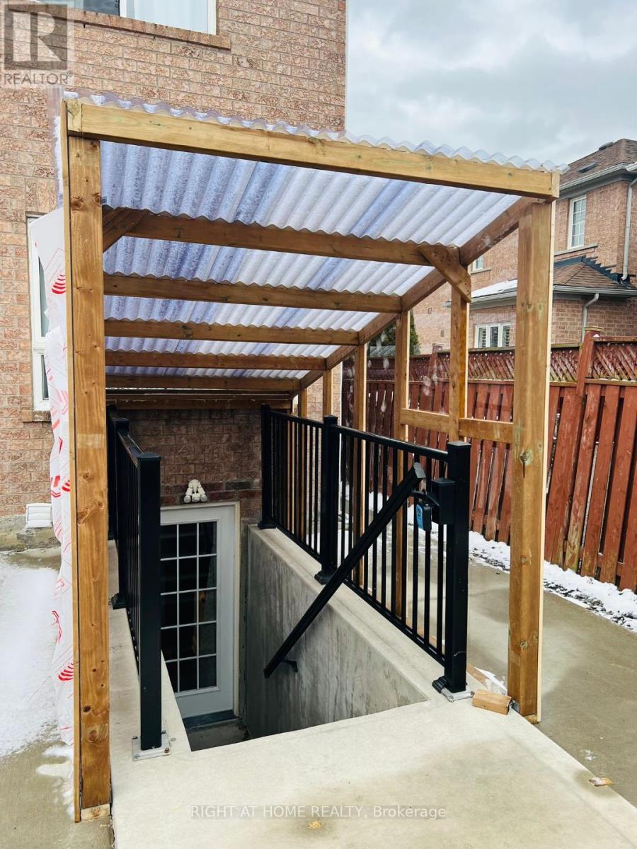 Lower - 36 Mccrimmon Drive, Brampton, Ontario  L7A 2Z5 - Photo 2 - W12705368