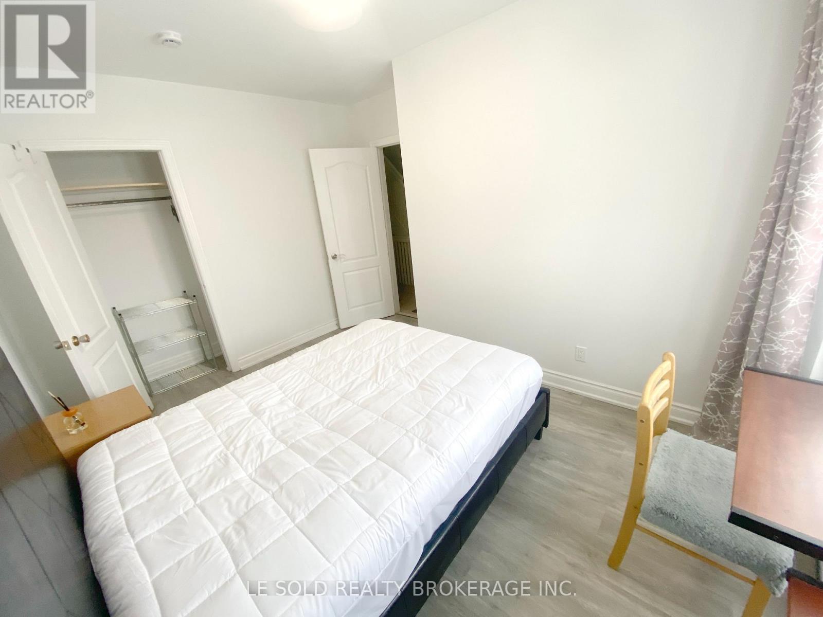 Room 202 - 81 Hallam Street, Toronto, Ontario  M6H 1W7 - Photo 8 - W12705380