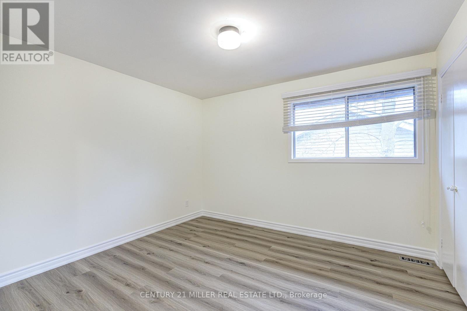 163 Castle Crescent, Oakville, Ontario  L6J 5H4 - Photo 20 - W12705390