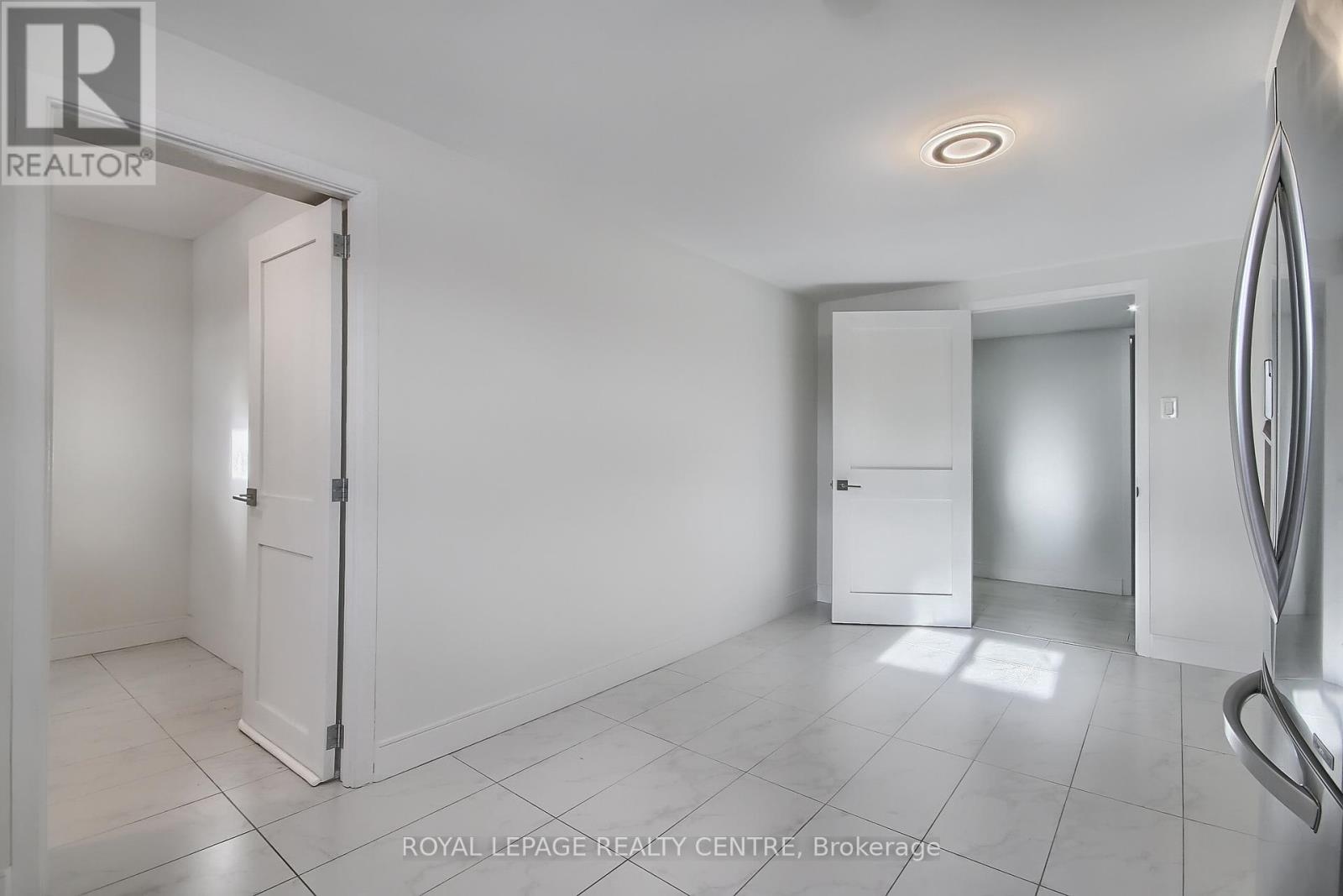 Lower - 2320 Hensall Street, Mississauga, Ontario  L5A 2S9 - Photo 19 - W12705414