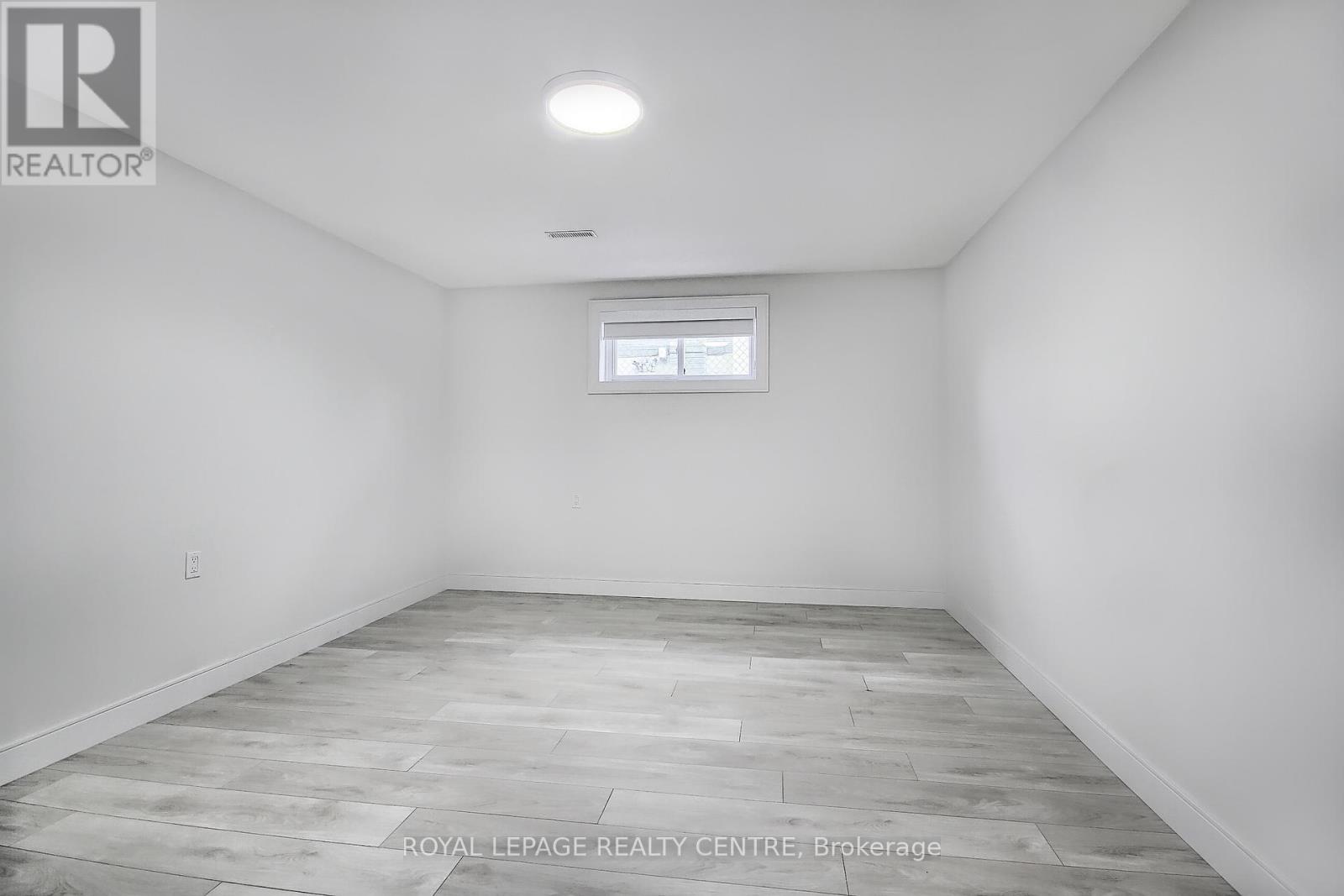 Lower - 2320 Hensall Street, Mississauga, Ontario  L5A 2S9 - Photo 23 - W12705414