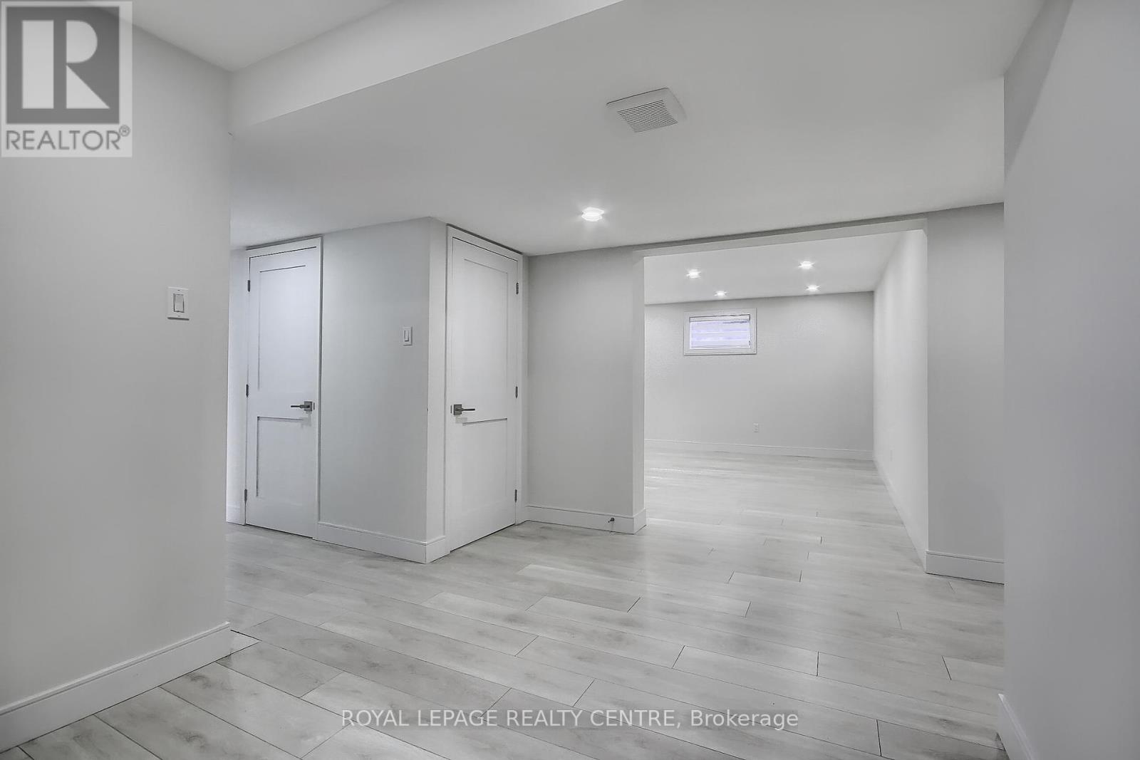 Lower - 2320 Hensall Street, Mississauga, Ontario  L5A 2S9 - Photo 6 - W12705414