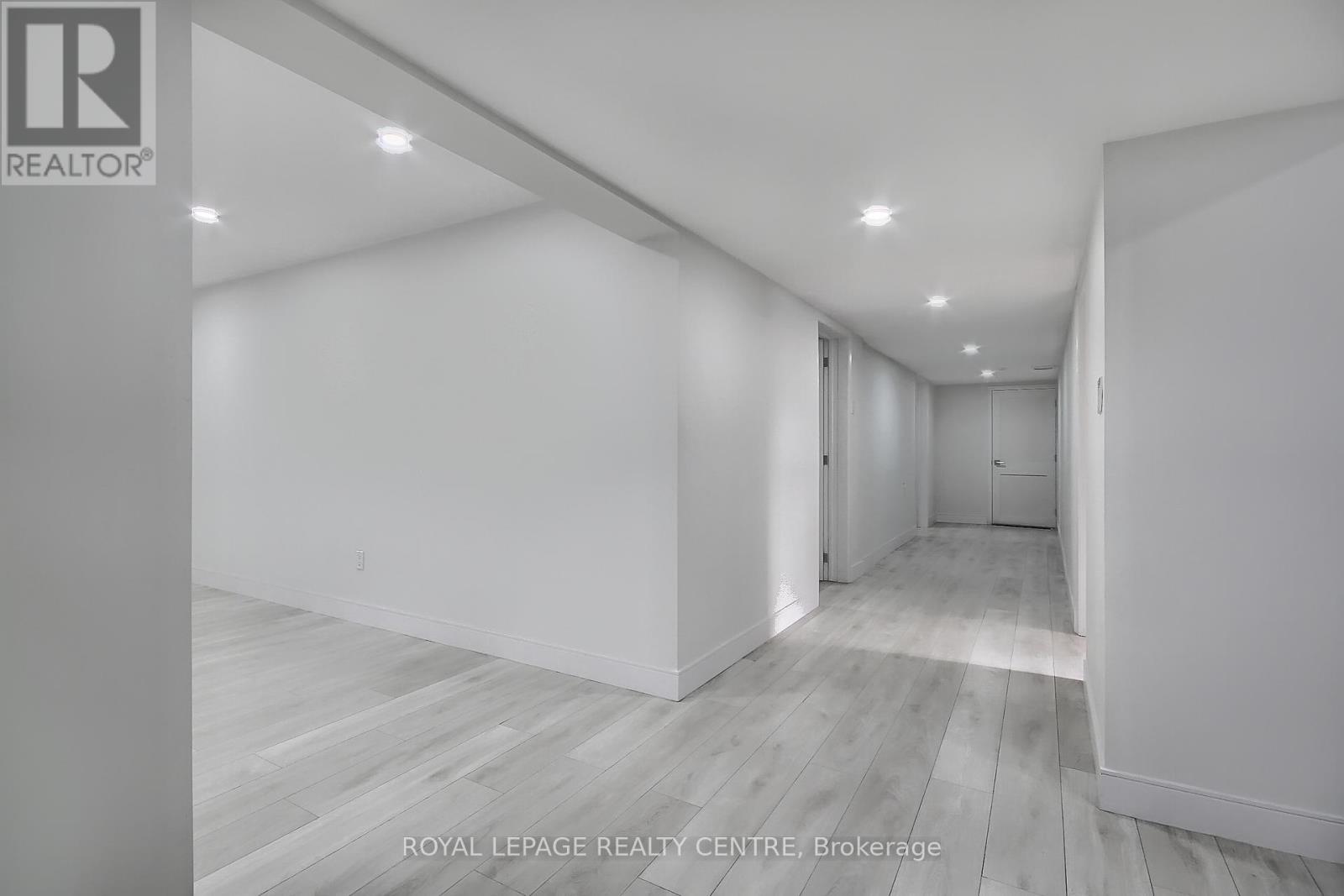 Lower - 2320 Hensall Street, Mississauga, Ontario  L5A 2S9 - Photo 7 - W12705414