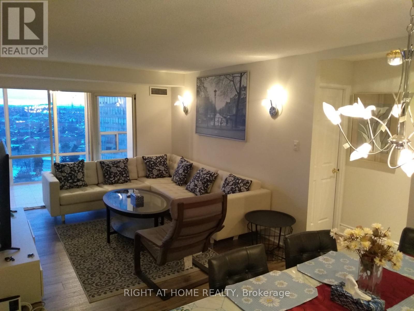 1010 - 330 Rathburn Road, Mississauga, Ontario  L5B 3Y2 - Photo 11 - W12705430