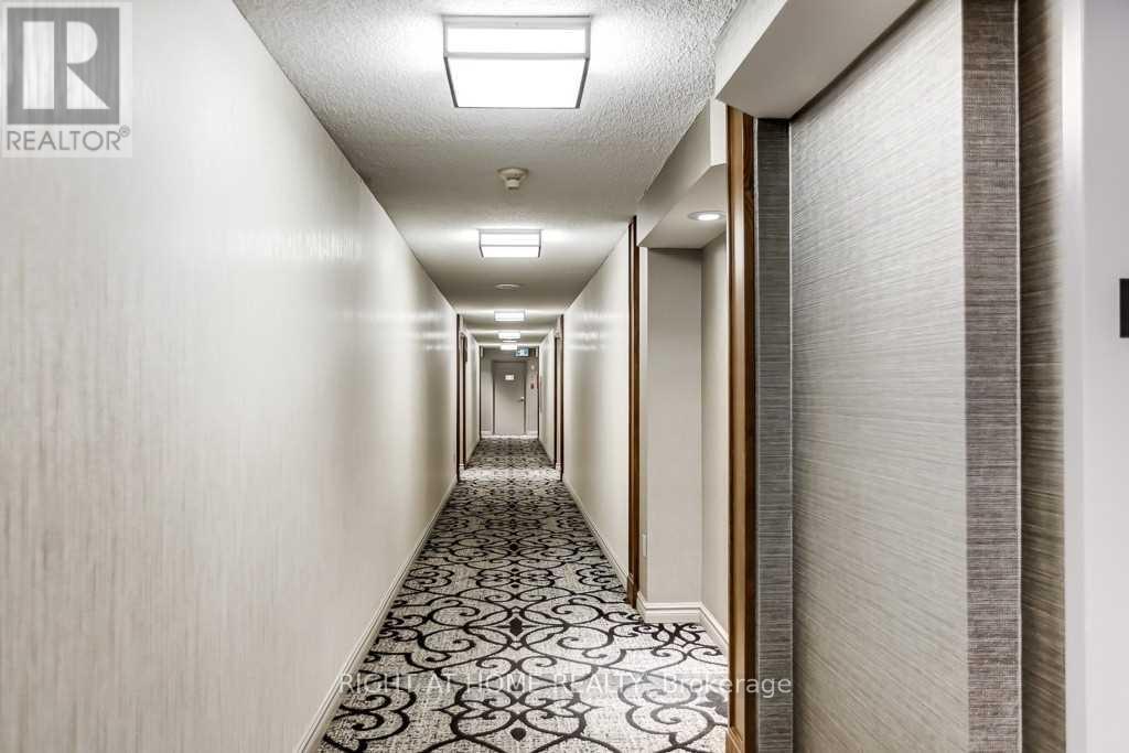 1010 - 330 Rathburn Road, Mississauga, Ontario  L5B 3Y2 - Photo 8 - W12705430