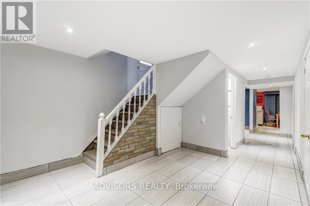 Basement - 1470 Fisher Avenue, Burlington, Ontario  L7P 2L8 - Photo 11 - W12705436