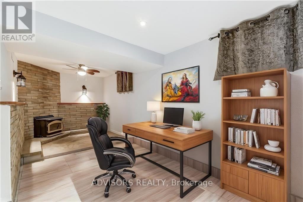 Basement - 1470 Fisher Avenue, Burlington, Ontario  L7P 2L8 - Photo 2 - W12705436