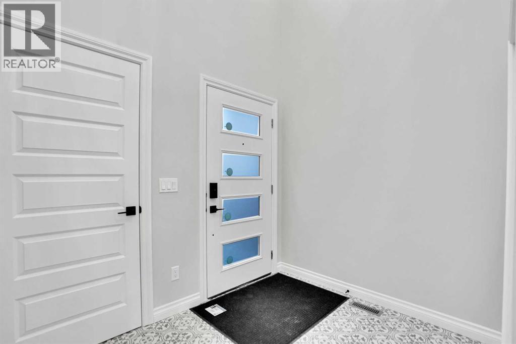 71 Homestead Circle NE, Calgary, Alberta  T3J 5W1 - Photo 3 - A2275081