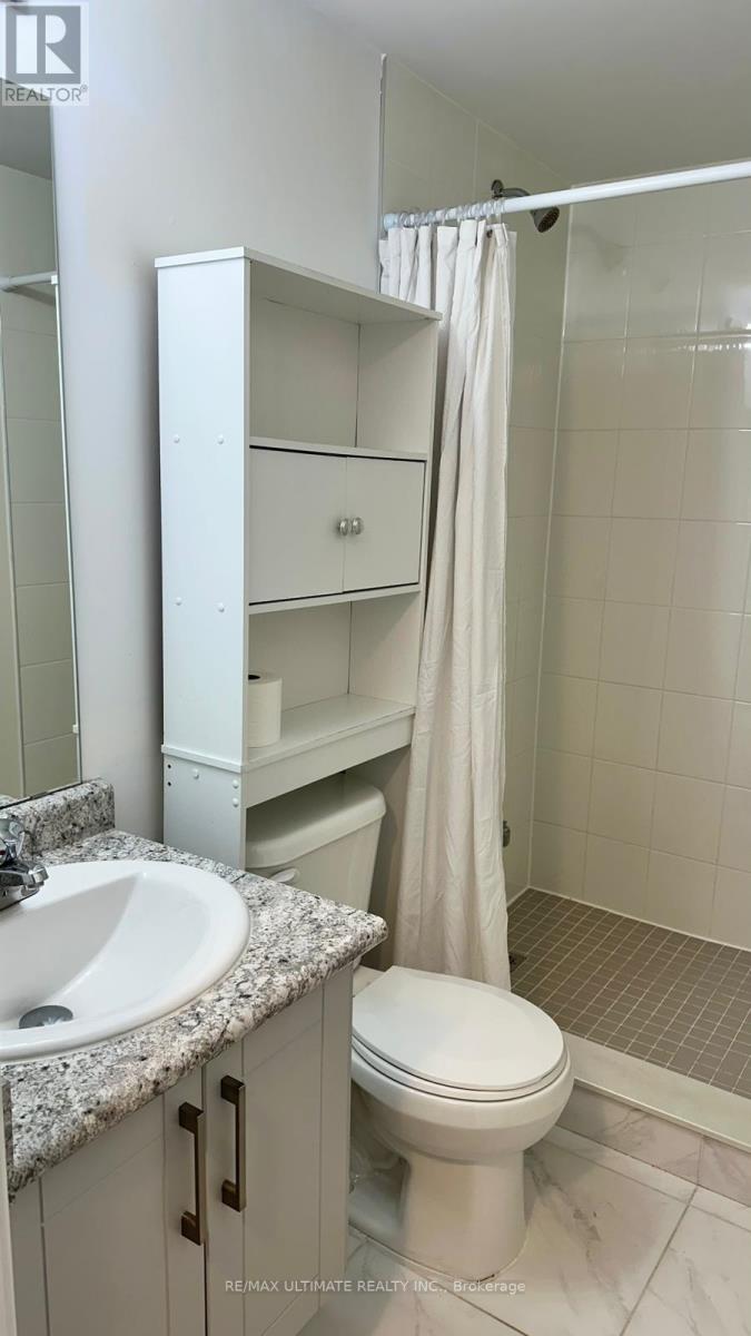 31 Denistoun Street, Welland, Ontario  L3C 0H6 - Photo 8 - X12705412