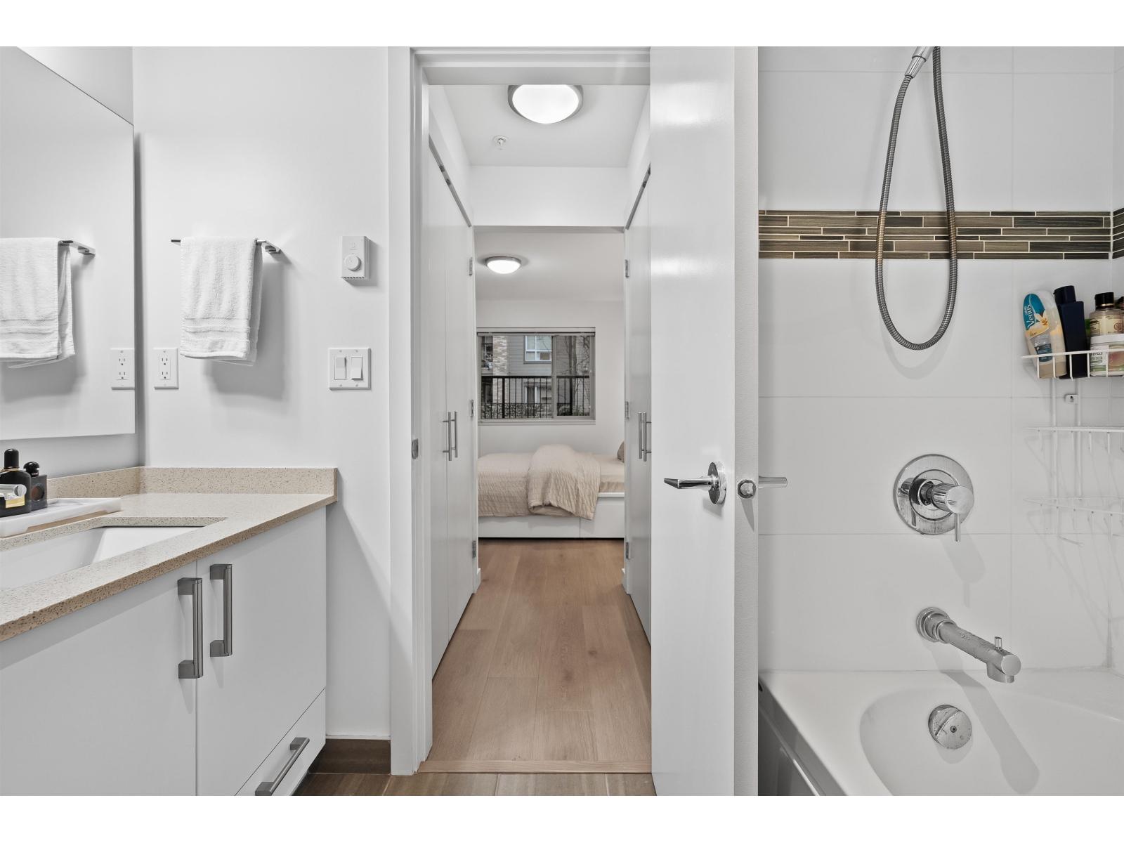 215 8733 160 Street, Surrey, British Columbia V4N 6P9 - Photo 18 - R3075535