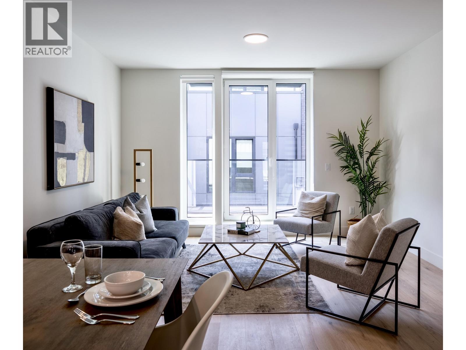 Th9 324 E Ridgeway Avenue, North Vancouver, British Columbia  V7L 3P8 - Photo 4 - R3080392