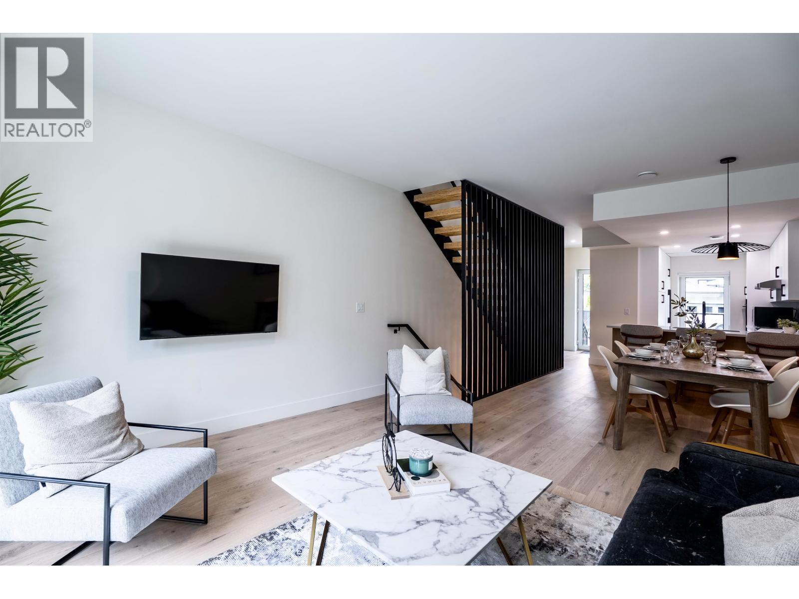 Th9 324 E Ridgeway Avenue, North Vancouver, British Columbia  V7L 3P8 - Photo 5 - R3080392