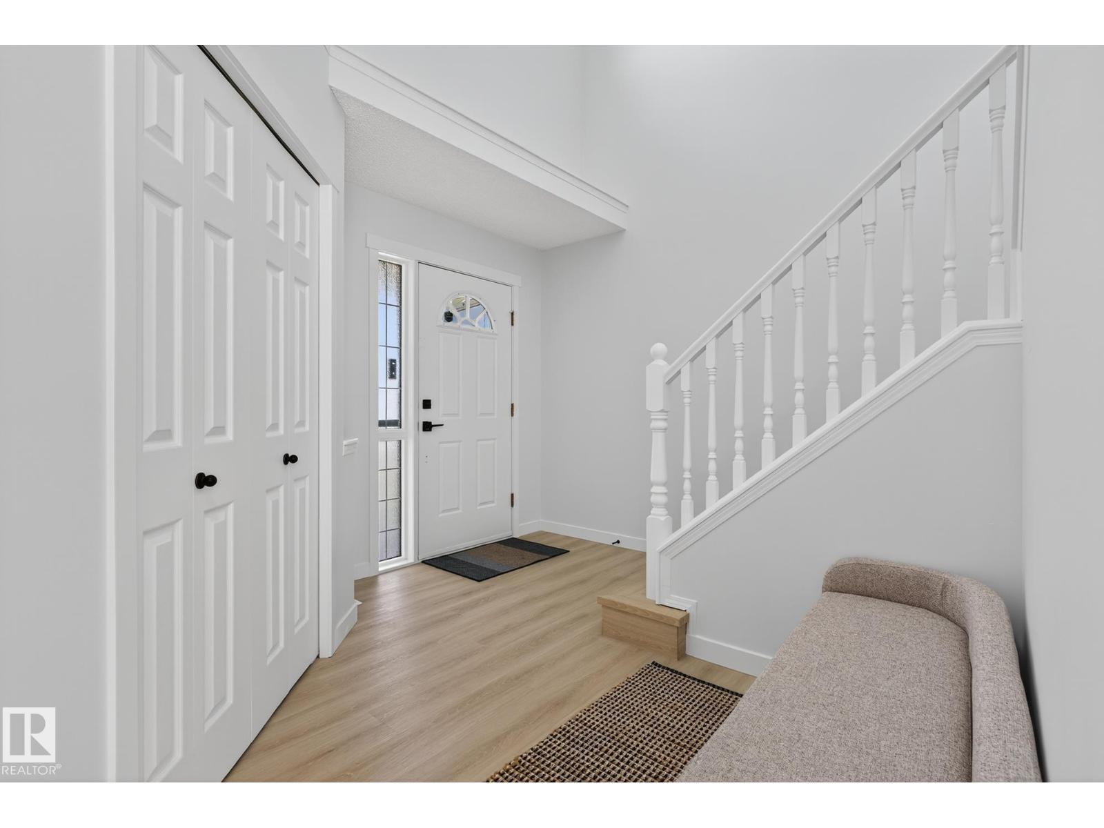 168 Ward Cr Nw, Edmonton, Alberta  T6T 1M6 - Photo 4 - E4470342