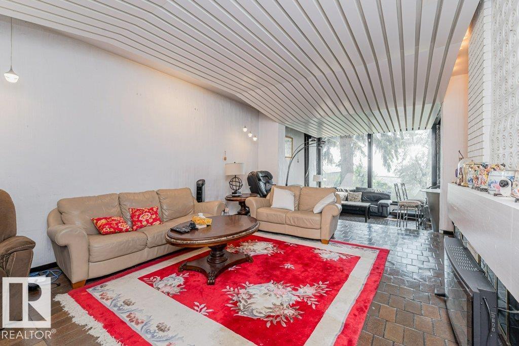 8638 Saskatchewan Dr Nw, Edmonton, Alberta  T6G 2A8 - Photo 26 - E4470343