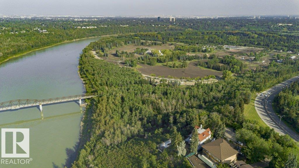 8638 Saskatchewan Dr Nw, Edmonton, Alberta  T6G 2A8 - Photo 5 - E4470343