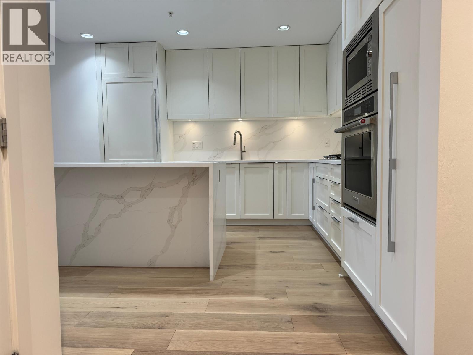 3873 Cates Landing Way, North Vancouver, British Columbia  V7G 0A6 - Photo 2 - R3061654