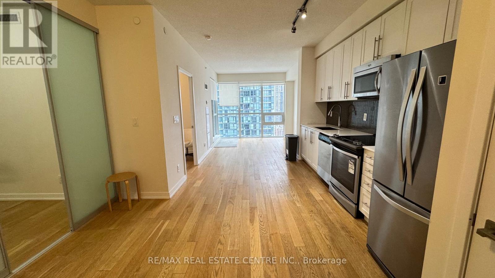 2306 - 510 Curran Place, Mississauga, Ontario  L5B 0J8 - Photo 2 - W12686558