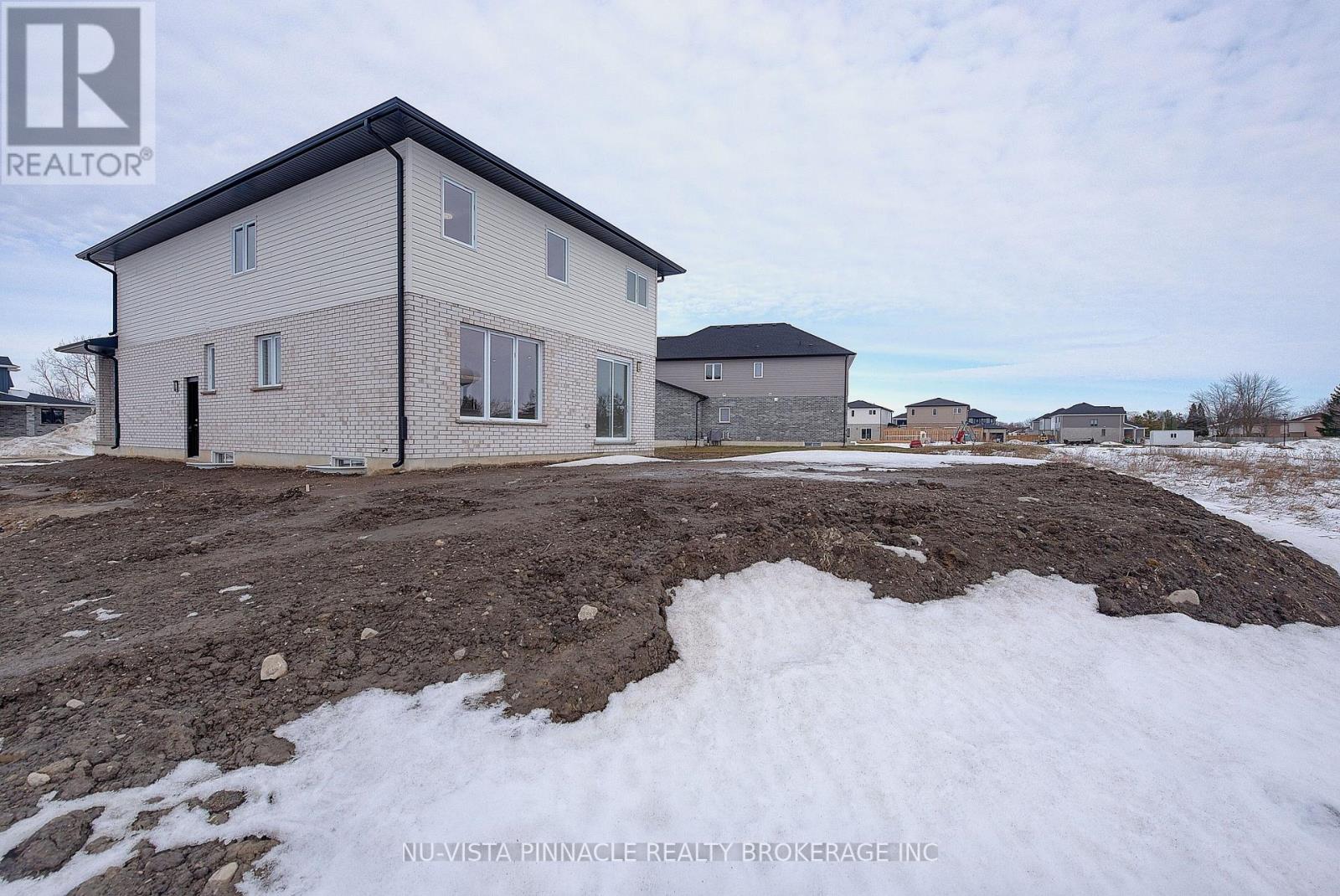 236 Greene Street, South Huron, Ontario  N0M 1S3 - Photo 40 - X12694462