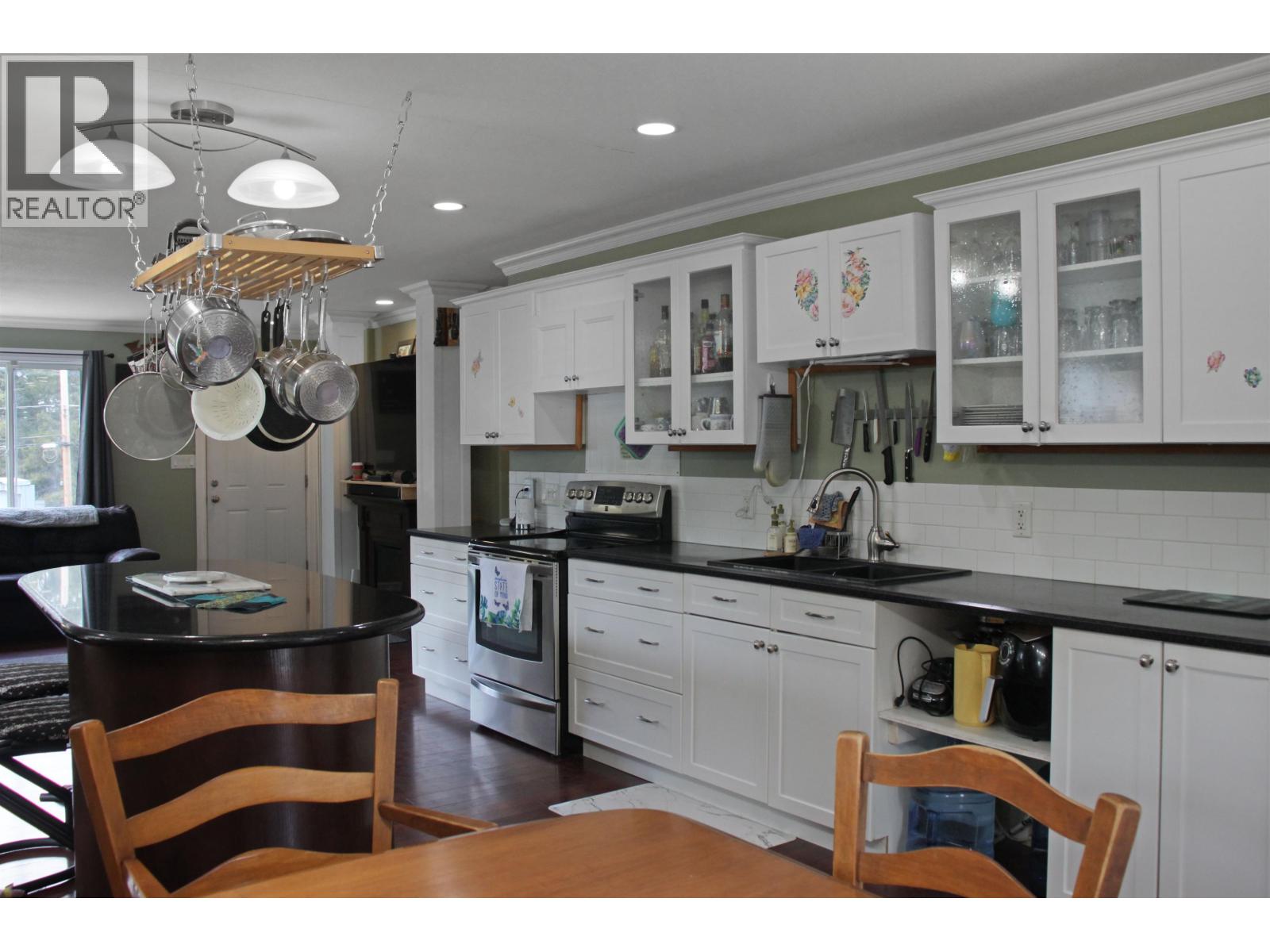 4763 Anzeeon Road, 108 Mile Ranch, British Columbia  V0K 2Z0 - Photo 5 - R2985877