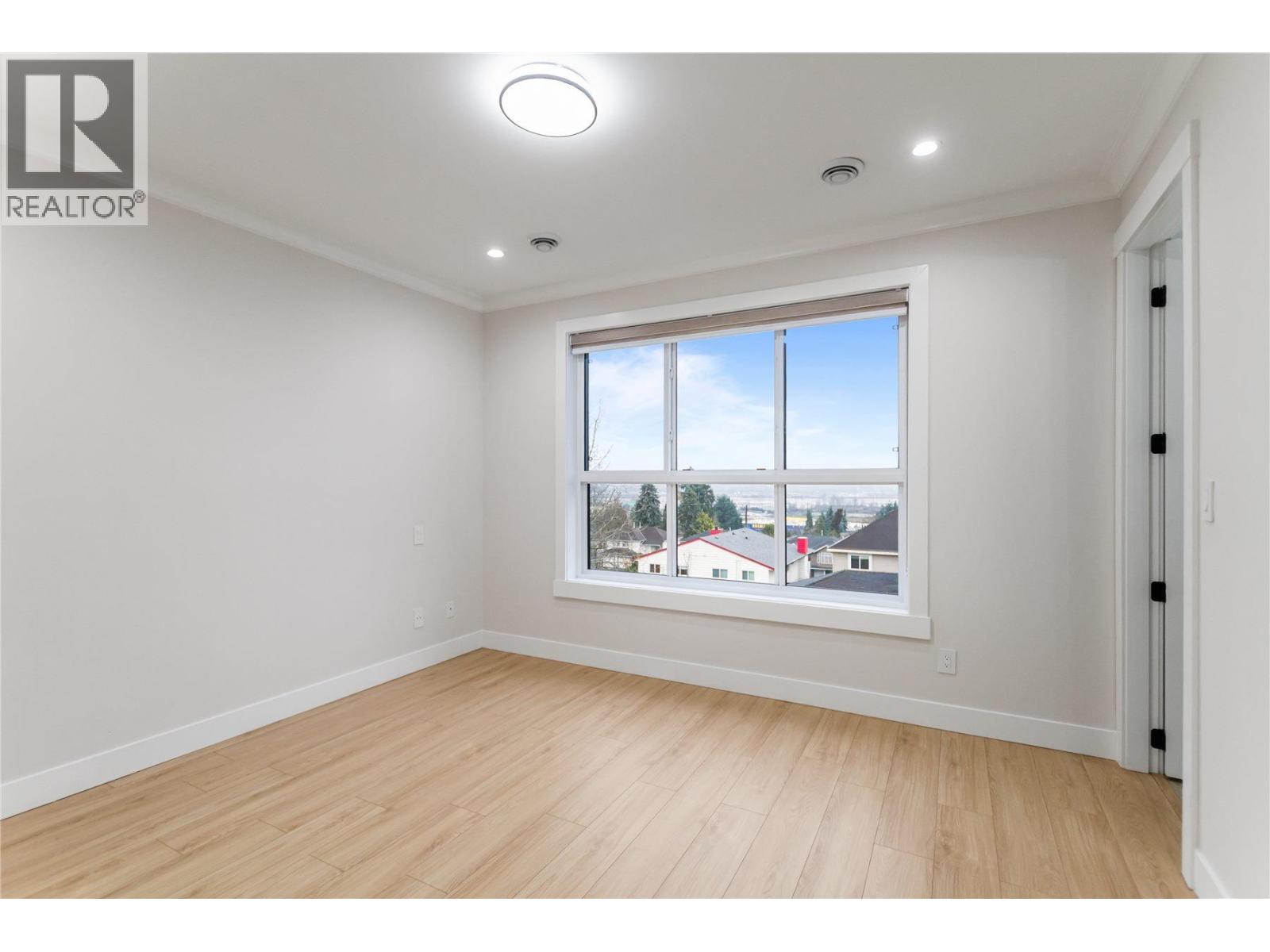 102 954 Edgar Avenue, Coquitlam, British Columbia  V3K 2J9 - Photo 12 - R3080345