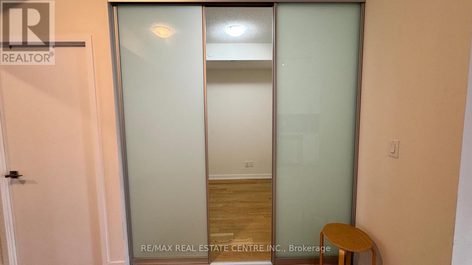 2306 - 510 Curran Place, Mississauga, Ontario  L5B 0J8 - Photo 4 - W12686558