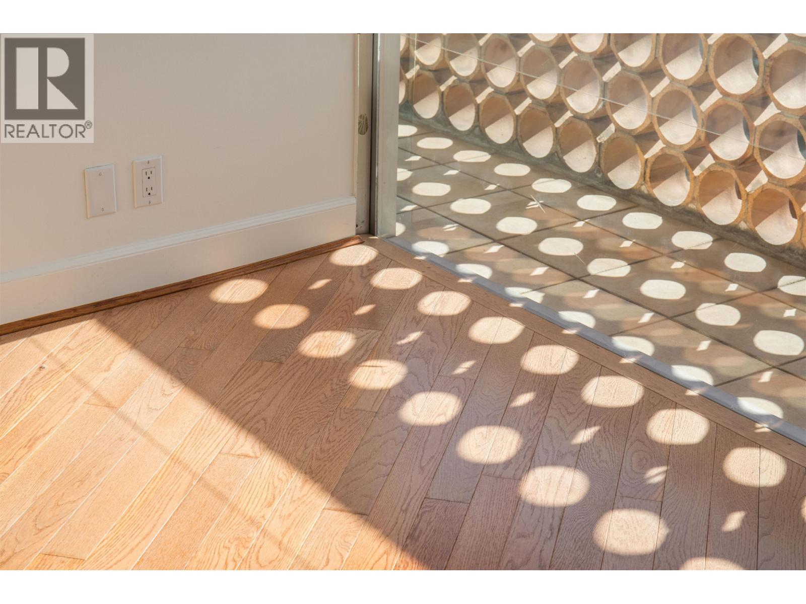 902 2135 Argyle Avenue, West Vancouver, British Columbia  V7V 1A5 - Photo 27 - R3080407